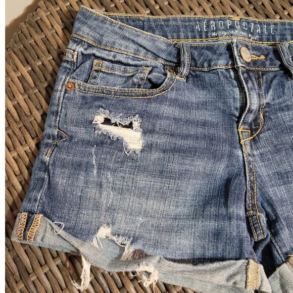 AEROPOSTALE Distressed Cuffed Denim Shorts Size 4 Midi 19-B105-BP Ripped Cute - Picture 4 of 10